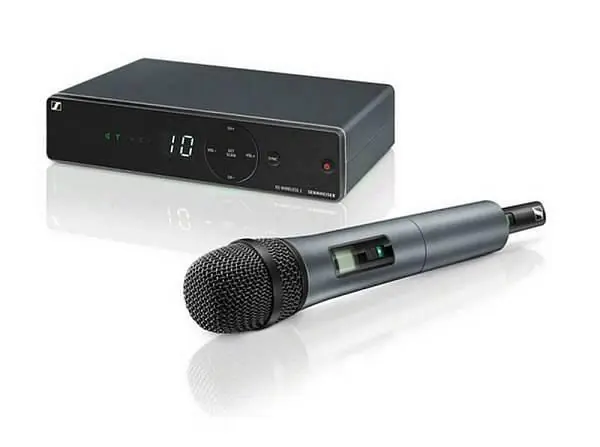 Promo Stagionale Sennheiser XSW 1-835-B - sistema radiomicrofono palmare - 614-638 MHz
