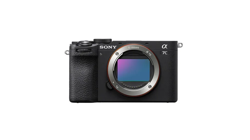 Di Tendenza Sony Alpha 7C II compact full-frame 33.0 MP camera with Sony E-mount – black body
