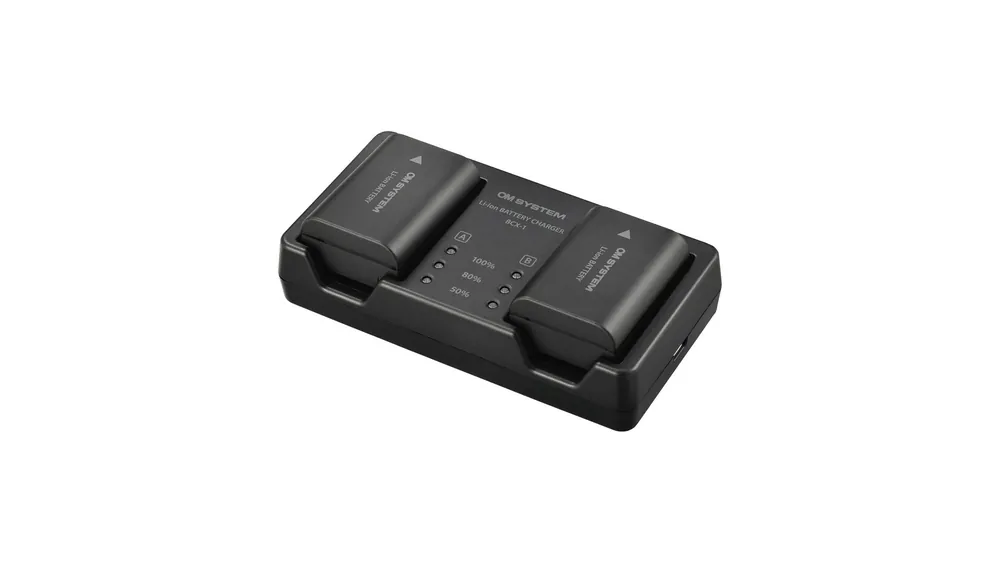 Kit OM System SBCX-1 con caricabatterie doppio e batteria BLX-1 Novità