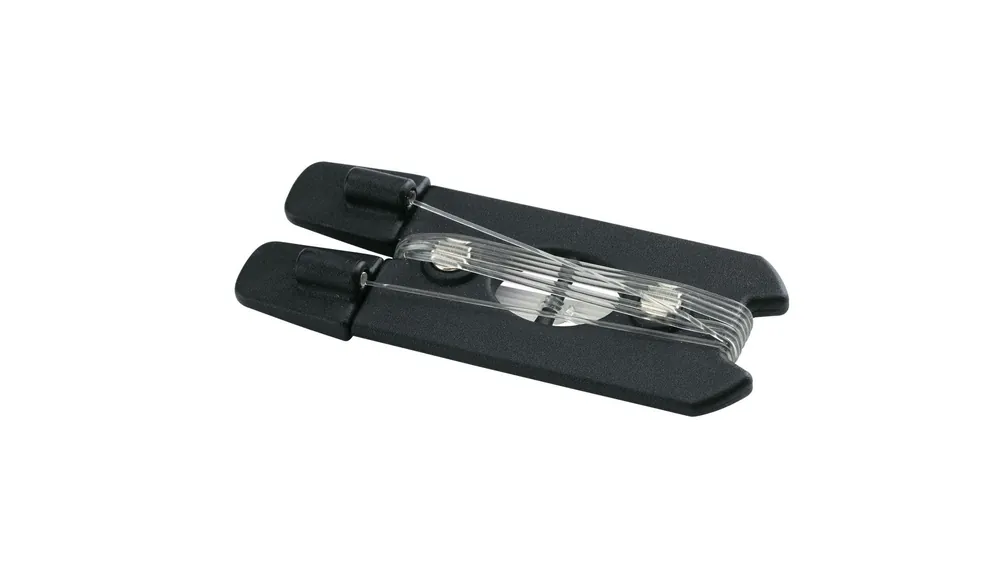 Compra Oggi Stesso KONIG & MEYER 11590 BLOCCA SPARTITI DA LEGGIO CON CORDE IN NYLON