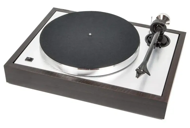 Scelto Dai Clienti PRO-JECT The Classic giradischi con braccio a sandwich da 9" in carbonio/alluminio, EUCALIPTO