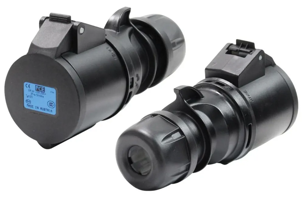 PROLUNGA CORRENTE 5 METRI CEE 32A 1PH+N+E IP44 3POLI 230V 7000W CAVO NEOPRENE/H07RN-F 3X6MM2 SPINA-PRESA MASCHIO-FEMMINA NERE Solo Oggi